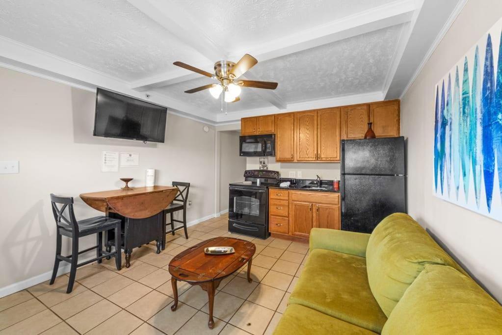 Perfect Location 1Br Pool Parking Outside Area 8 Leilighet Myrtle Beach Eksteriør bilde