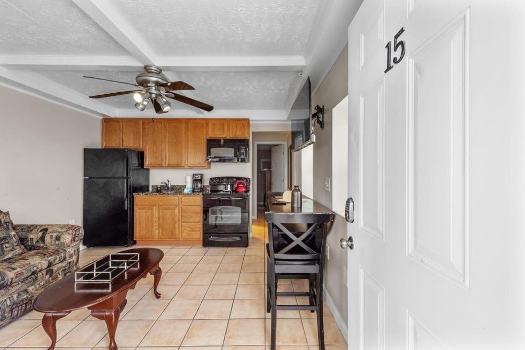 Perfect Location 1Br Pool Parking Outside Area 8 Leilighet Myrtle Beach Eksteriør bilde