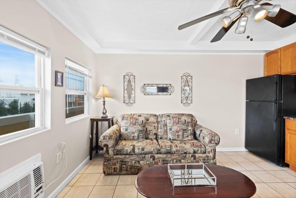 Perfect Location 1Br Pool Parking Outside Area 8 Leilighet Myrtle Beach Eksteriør bilde